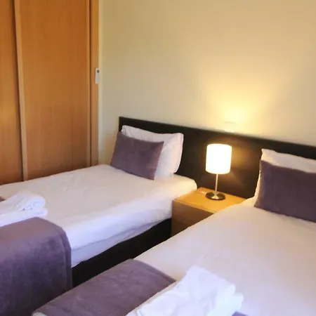 Wpcb 33 Amazing Two Bedroom Penthouse アパート