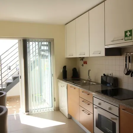Wpcb 33 Amazing Two Bedroom Penthouse *