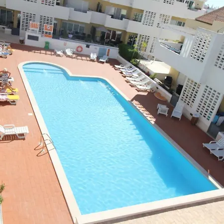 Wpcb 33 Amazing Two Bedroom Penthouse アパート *